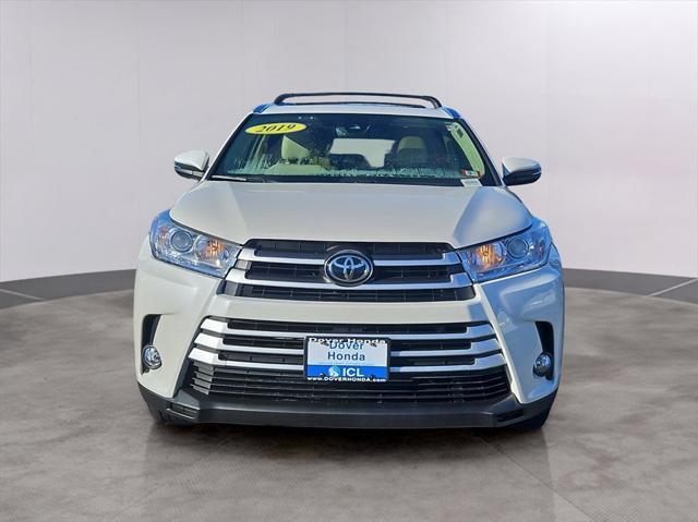 used 2019 Toyota Highlander car, priced at $26,387