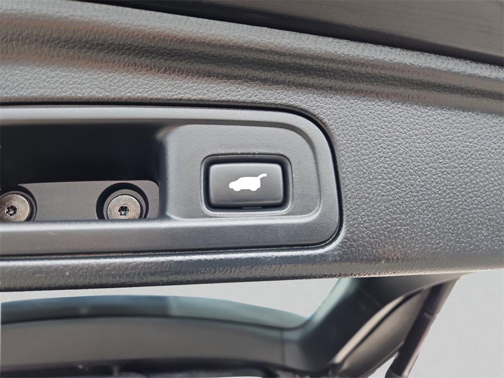 used 2022 Honda Pilot car, priced at $31,487