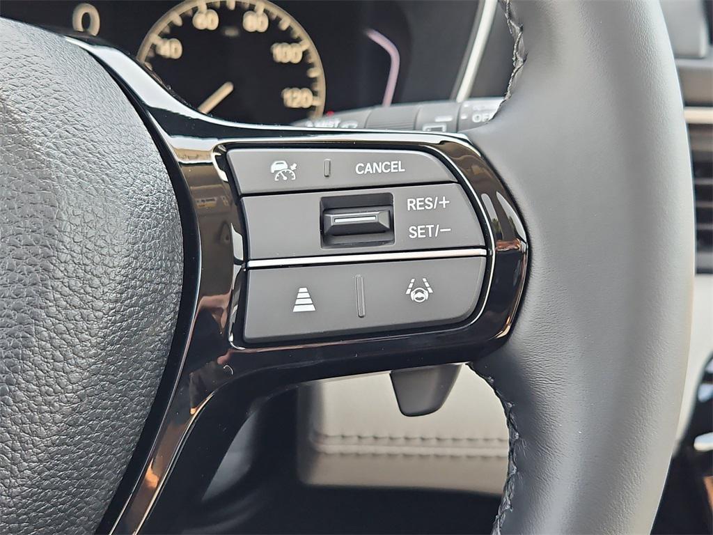 new 2025 Honda Pilot car, priced at $54,255