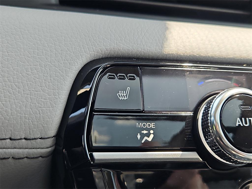 new 2025 Honda Pilot car, priced at $54,255
