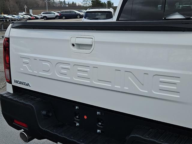 new 2025 Honda Ridgeline car, priced at $45,330