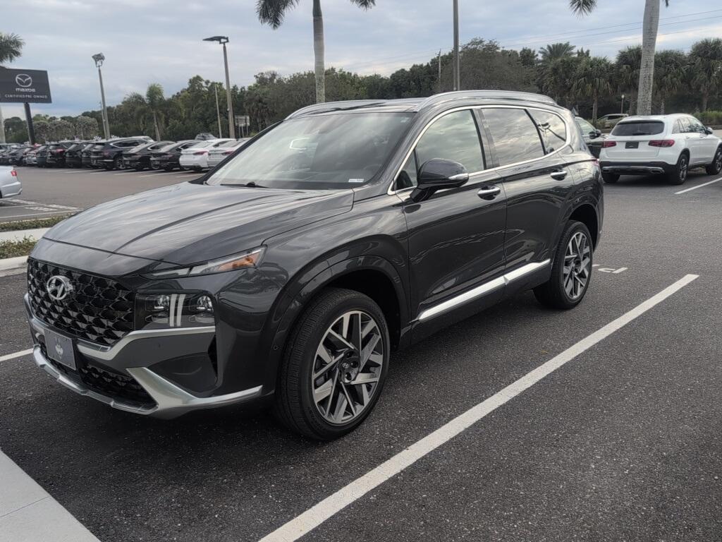 used 2022 Hyundai Santa Fe car, priced at $31,995