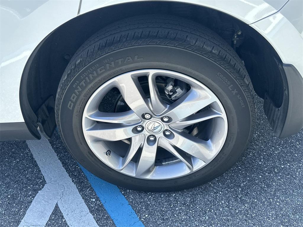 used 2020 Acura RDX car, priced at $31,369