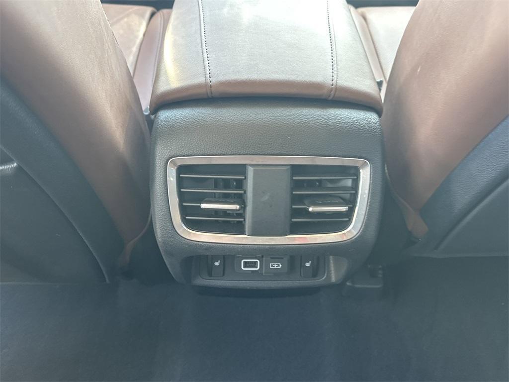 used 2020 Acura RDX car, priced at $31,369