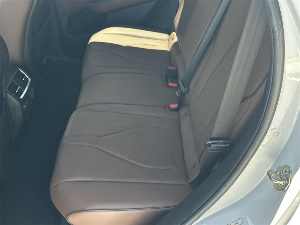 used 2020 Acura RDX car, priced at $31,369