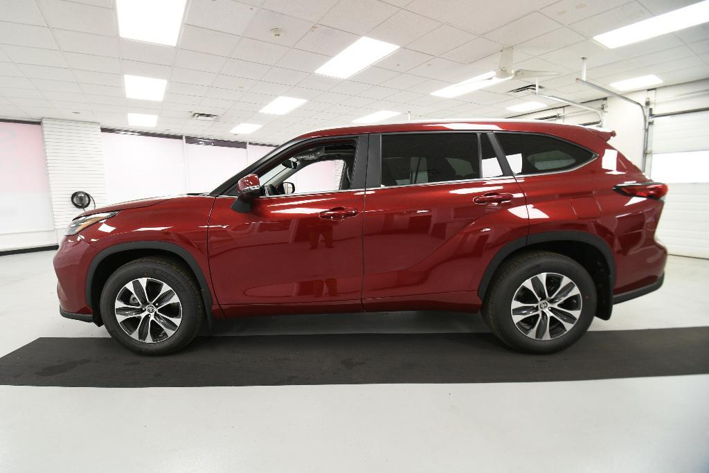 new 2023 Toyota Highlander car, priced at $49,533