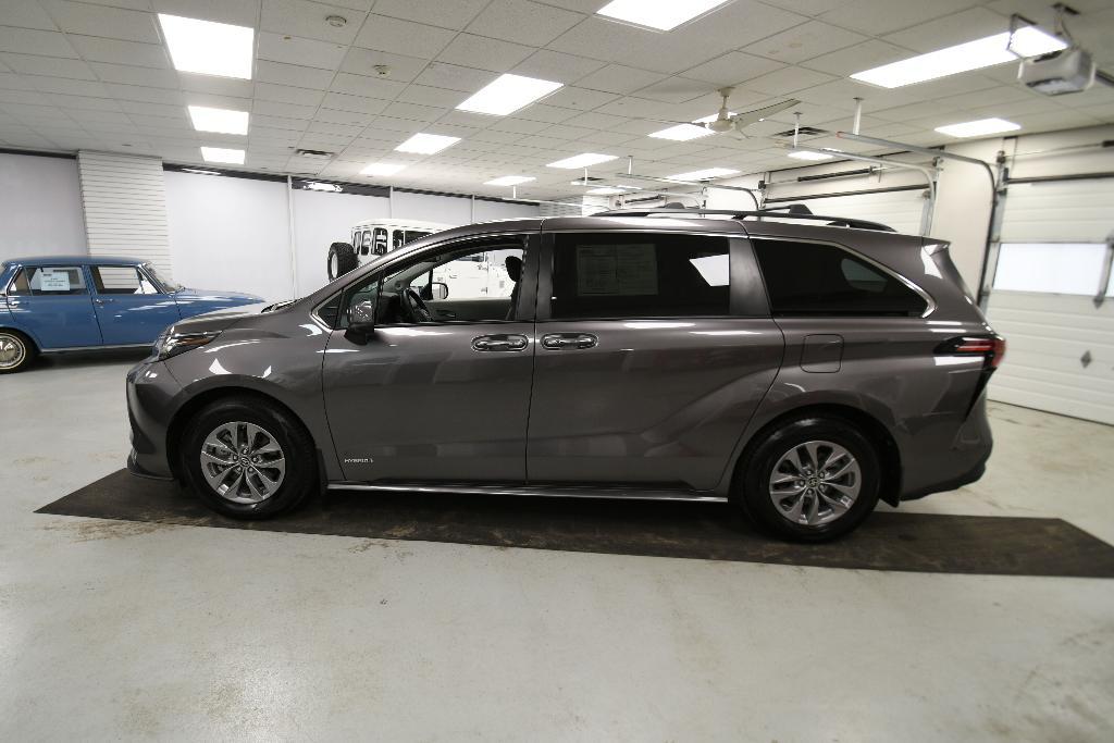 used 2021 Toyota Sienna car, priced at $39,991