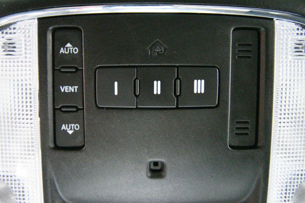 used 2016 Jeep Grand Cherokee car, priced at $14,491