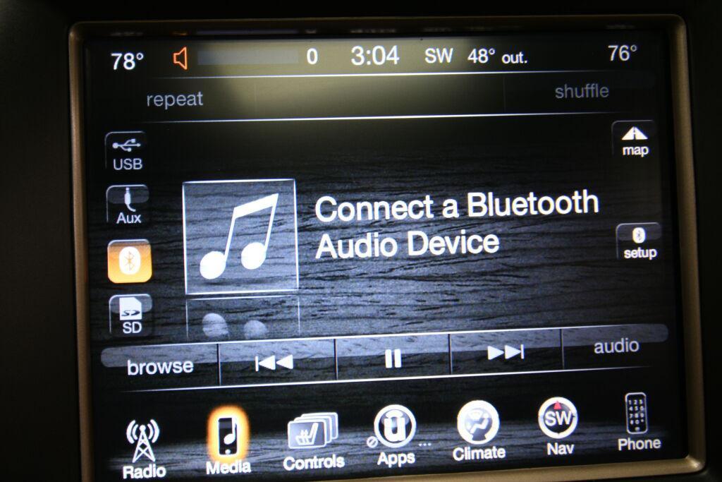 used 2016 Jeep Grand Cherokee car, priced at $14,491