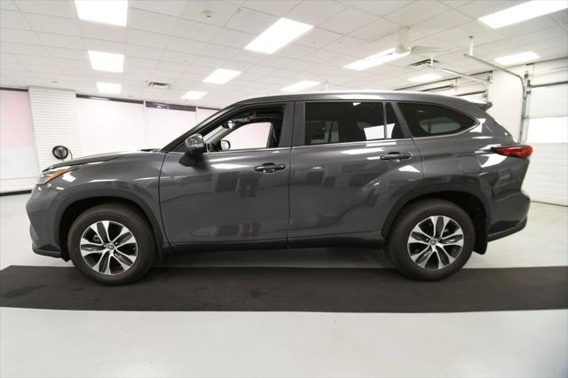 new 2023 Toyota Highlander car, priced at $49,108