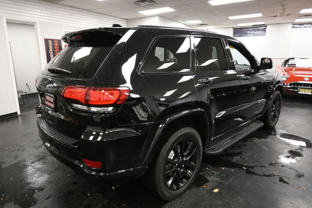 used 2018 Jeep Grand Cherokee car, priced at $18,491