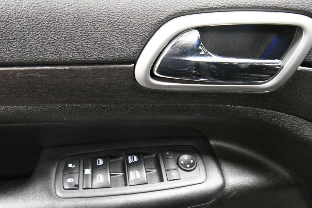 used 2018 Jeep Grand Cherokee car, priced at $18,491