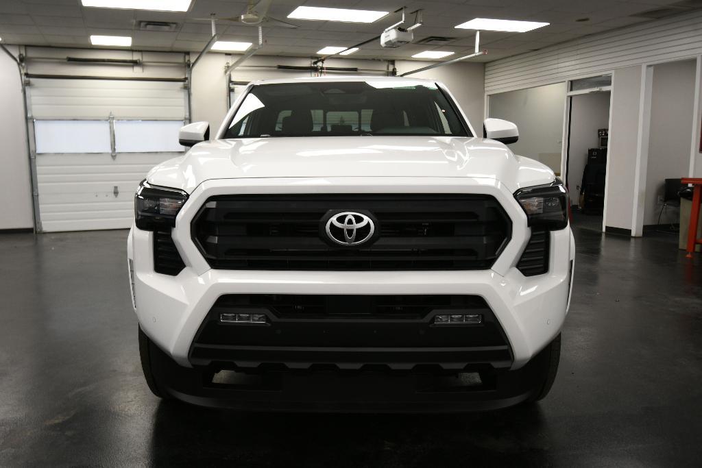 new 2024 Toyota Tacoma car, priced at $43,186