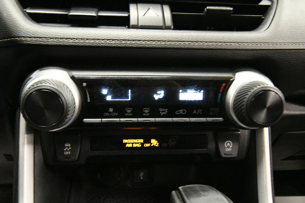 used 2020 Toyota RAV4 car, priced at $23,991