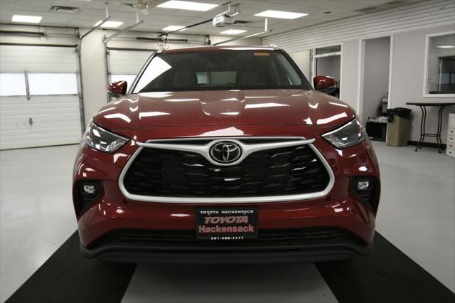 new 2023 Toyota Highlander car, priced at $49,533