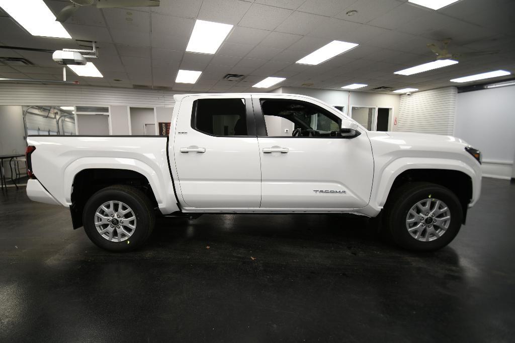 new 2024 Toyota Tacoma car, priced at $43,186