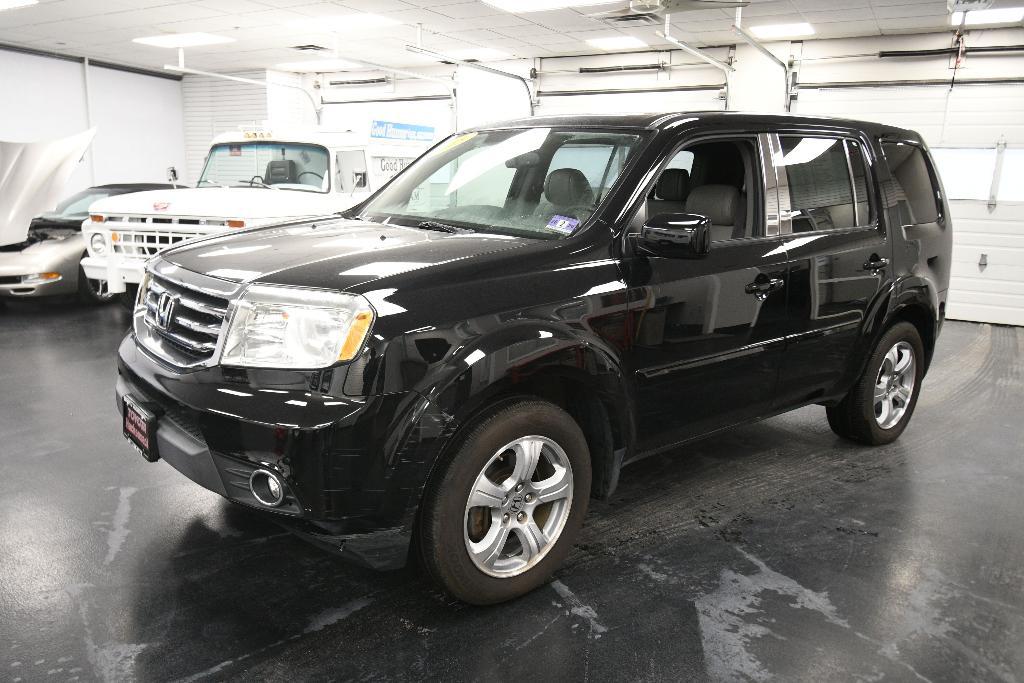 used 2015 Honda Pilot car, priced at $17,791