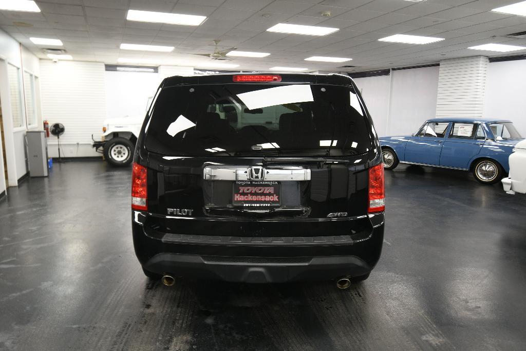 used 2015 Honda Pilot car, priced at $17,791