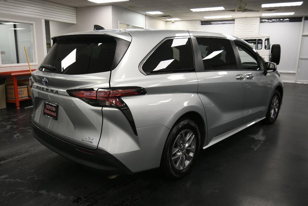 used 2021 Toyota Sienna car, priced at $40,491