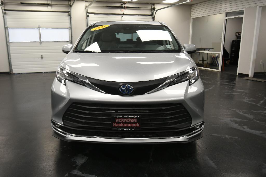 used 2021 Toyota Sienna car, priced at $40,491