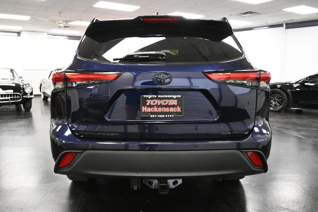 used 2021 Toyota Highlander car, priced at $33,990