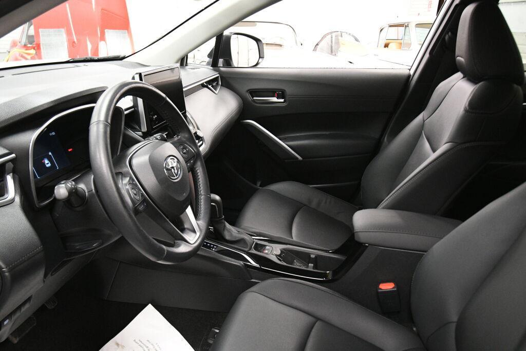 used 2023 Toyota Corolla Cross car, priced at $27,491