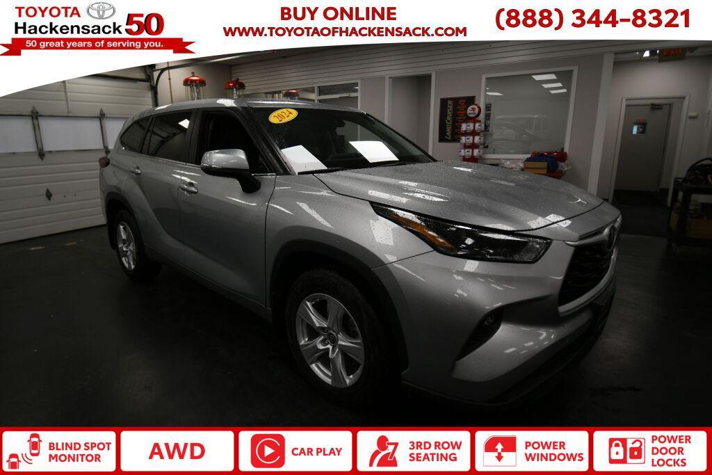 used 2024 Toyota Highlander car, priced at $36,800