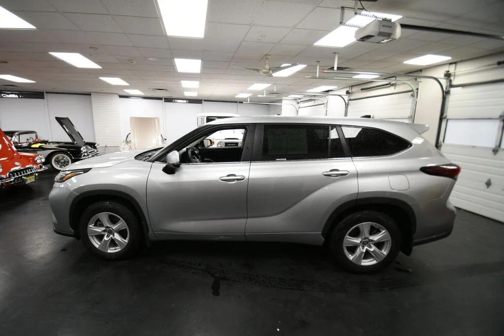 used 2024 Toyota Highlander car, priced at $36,800
