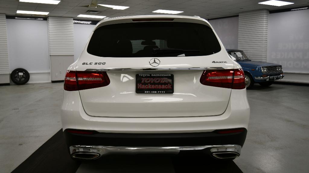 used 2019 Mercedes-Benz GLC 300 car, priced at $32,999