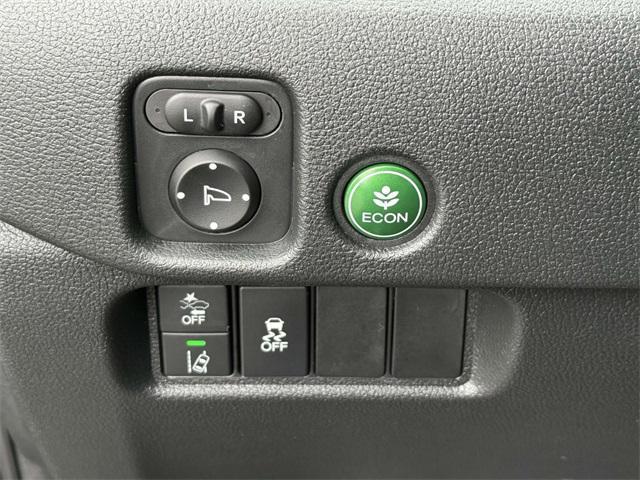 used 2022 Honda Pilot car, priced at $28,999