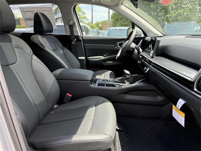 new 2025 Kia Sorento car, priced at $36,610