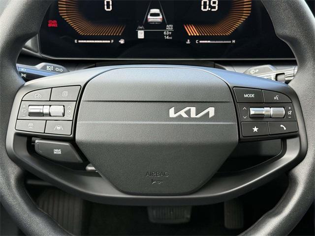 new 2025 Kia K4 car, priced at $22,541