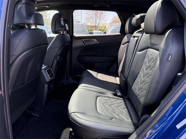 new 2025 Kia Sportage car, priced at $38,368