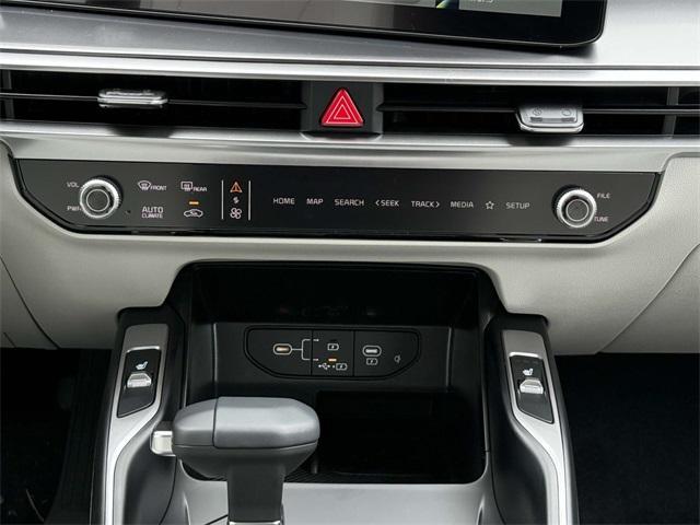 new 2026 Kia Sorento car, priced at $40,495