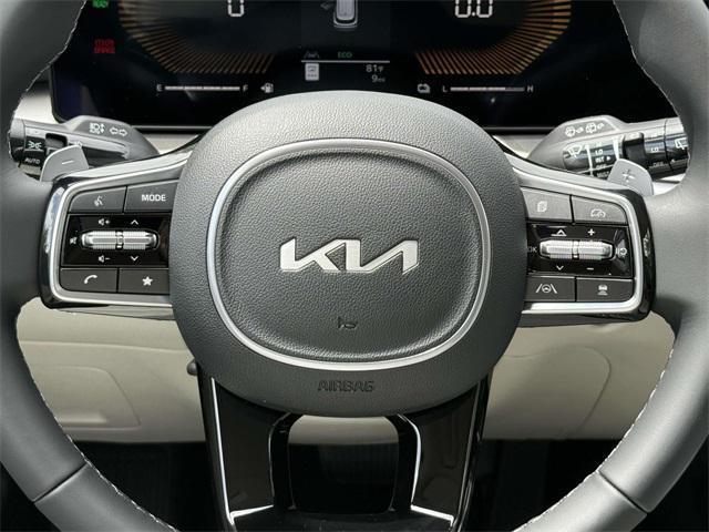 new 2025 Kia Sorento Hybrid car, priced at $40,105