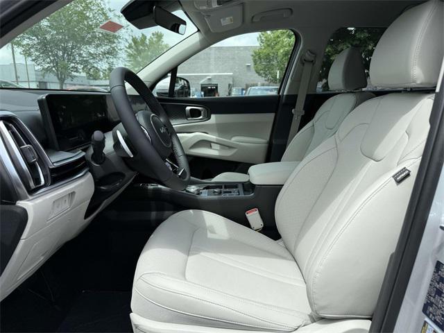 new 2025 Kia Sorento Hybrid car, priced at $40,105