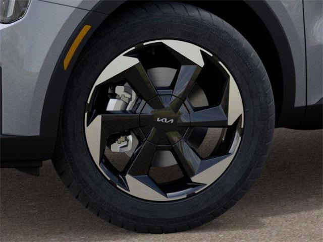 new 2025 Kia Sorento Hybrid car, priced at $40,105