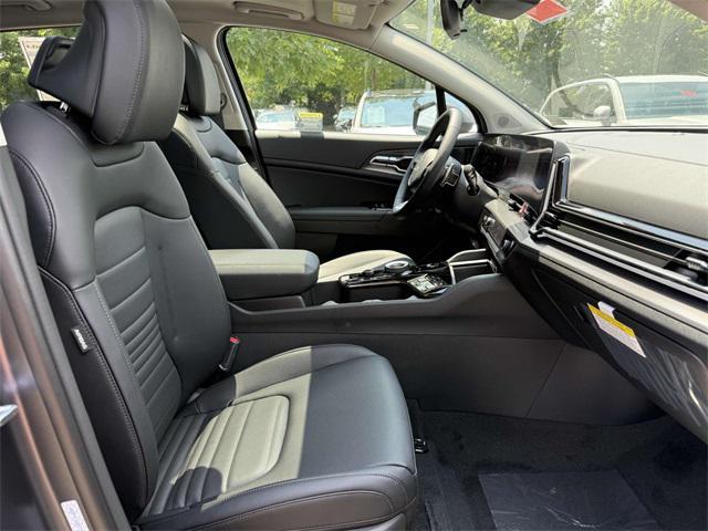 new 2025 Kia Sportage Hybrid car, priced at $35,560