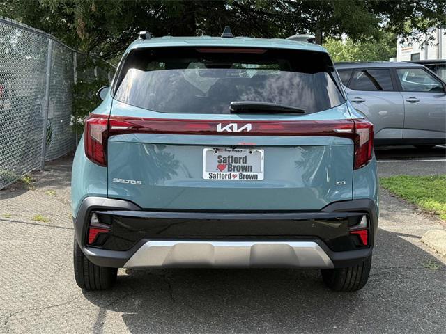 new 2025 Kia Seltos car, priced at $28,555
