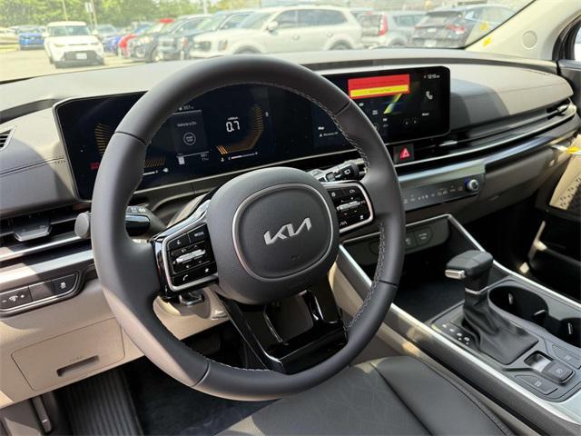 new 2026 Kia Carnival car, priced at $39,883