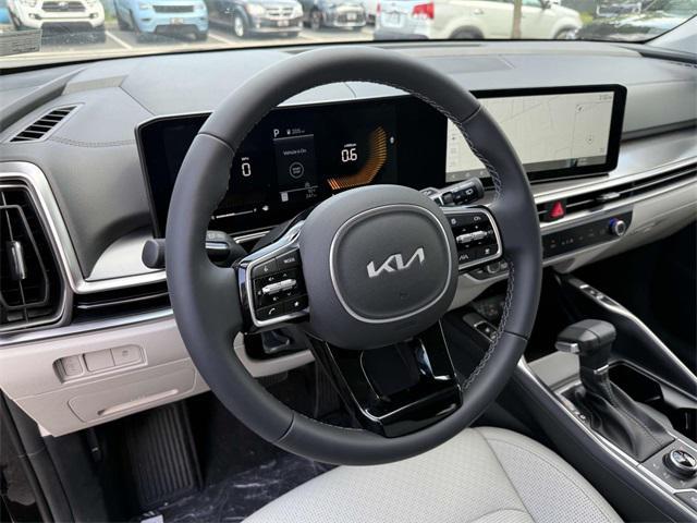 new 2025 Kia Sorento car, priced at $36,685