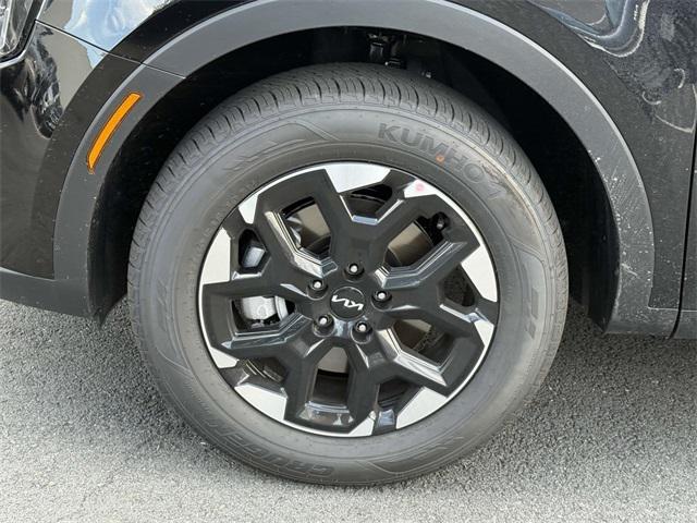 new 2025 Kia Sorento car, priced at $36,685