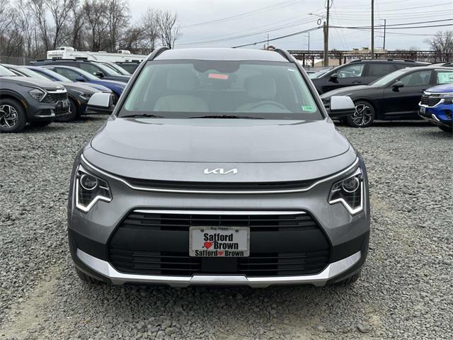 new 2025 Kia Niro car, priced at $29,870