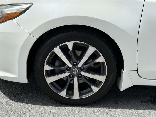 used 2016 Nissan Altima car, priced at $5,500