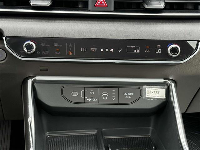 new 2025 Kia Carnival Hybrid car, priced at $47,205