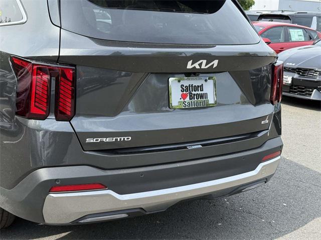 new 2025 Kia Sorento Hybrid car, priced at $44,100