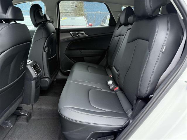 new 2025 Kia Sportage Hybrid car, priced at $33,175
