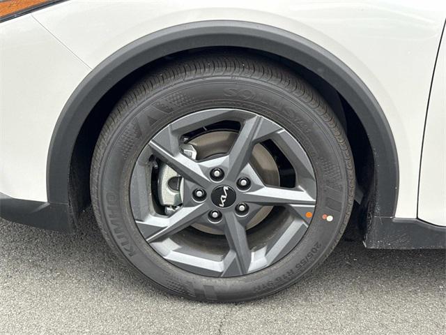 new 2025 Kia K4 car, priced at $23,387