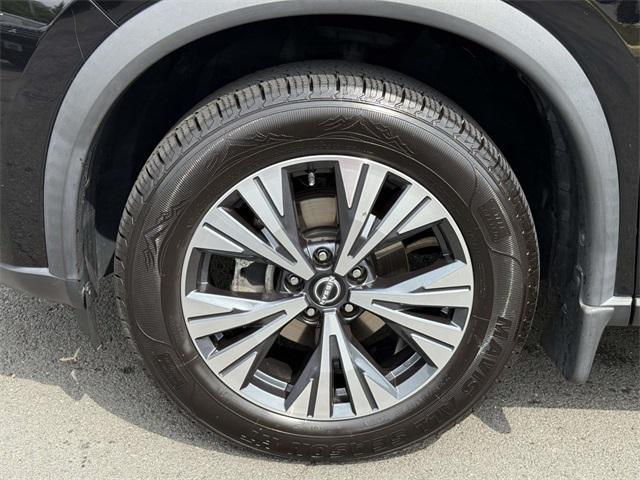 used 2022 Nissan Rogue car, priced at $20,989