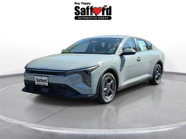 new 2025 Kia K4 car, priced at $22,295
